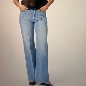 PAIGE Women’s Anessa Jeans wore once!! Size 25